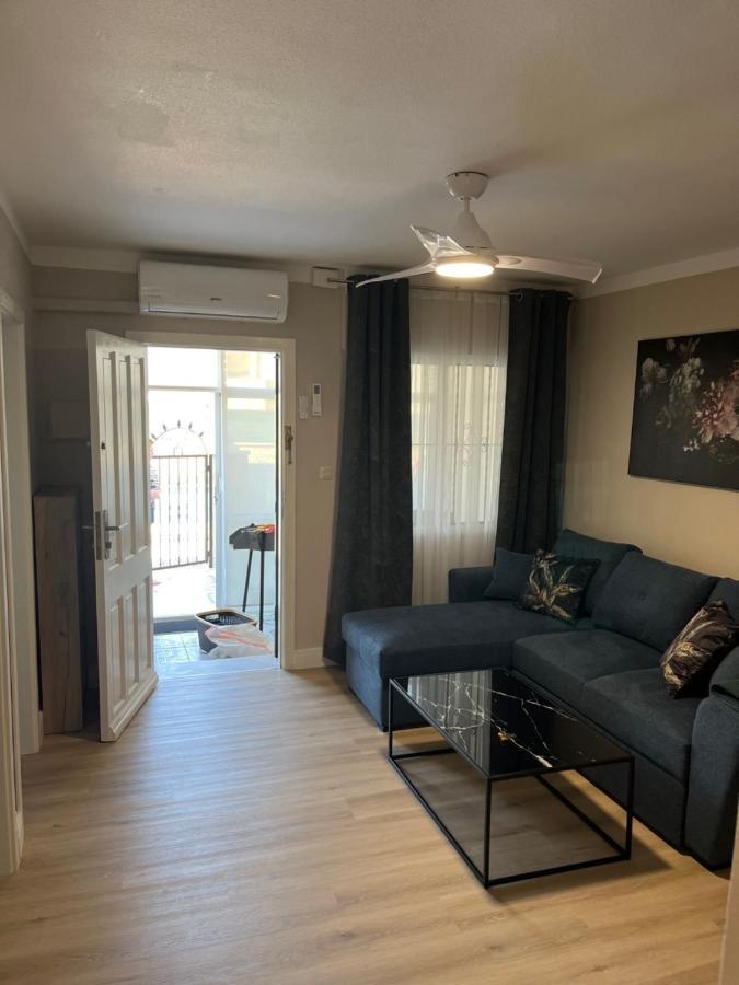 Appartement Villa-Celine Torrevieja Extérieur photo