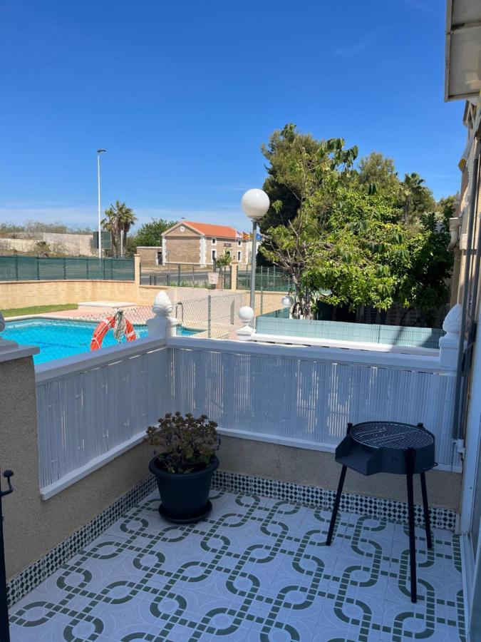 Appartement Villa-Celine Torrevieja Extérieur photo